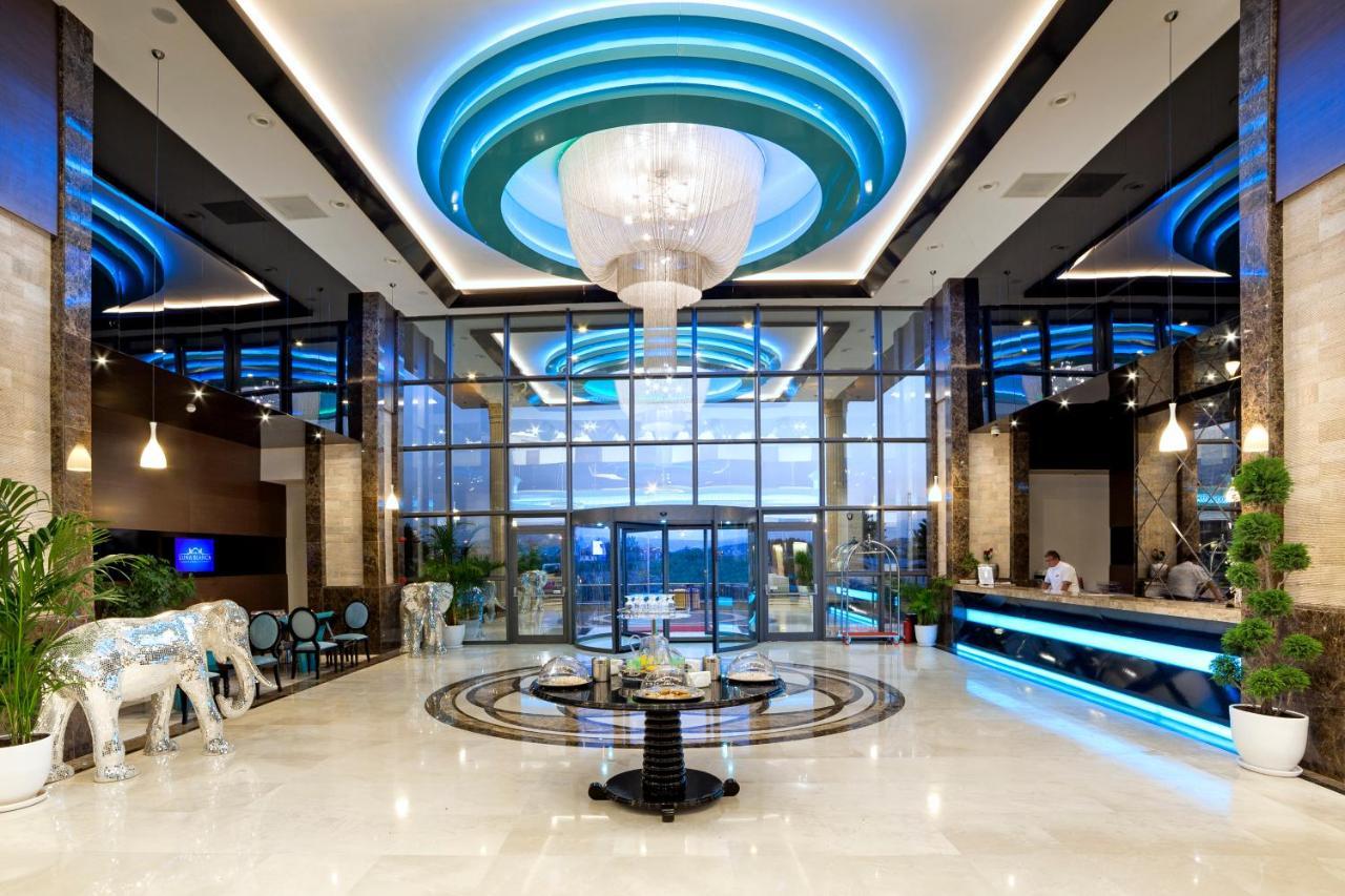 Luna Blanca Resort & Spa Side Exterior photo